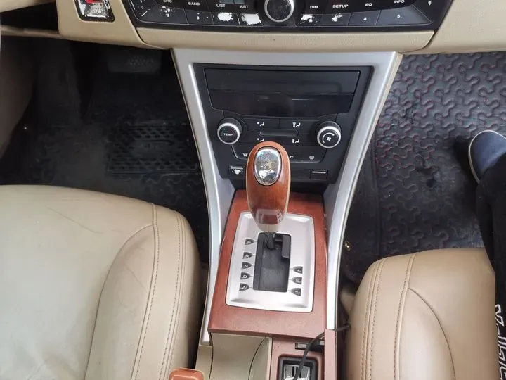 2009 Roewe 550 1.8L 133HP L4 5AT,autocango,china used car exporter,china ev exporter,chinese used car exporter,chinese used ev exporter