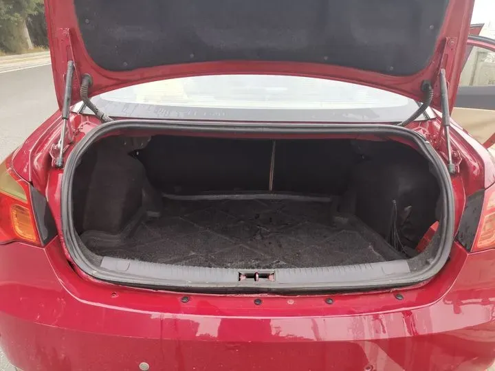 2009 Roewe 550 1.8L 133HP L4 5AT,autocango,china used car exporter,china ev exporter,chinese used car exporter,chinese used ev exporter