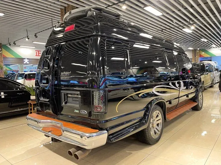 2011 Ford E350 5.4L 258HP V8 5AT,autocango,china used car exporter,china ev exporter,chinese used car exporter,chinese used ev exporter