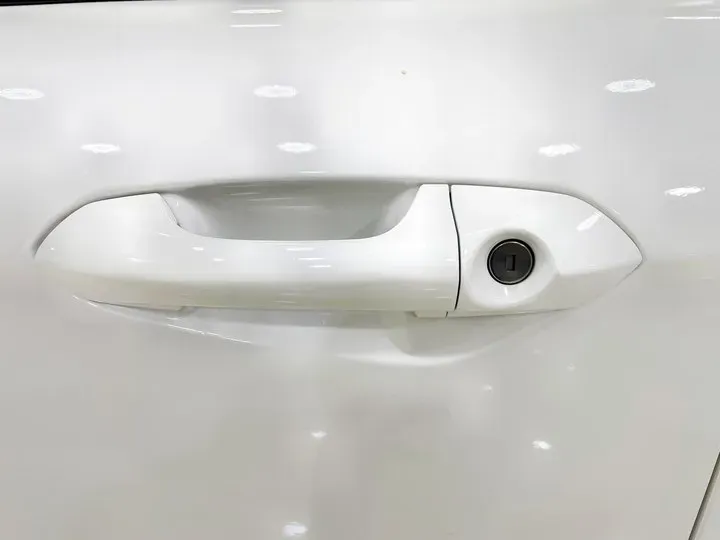 2017 Ford Escort 1.5L 113HP L4 6AT,autocango,china used car exporter,china ev exporter,chinese used car exporter,chinese used ev exporter