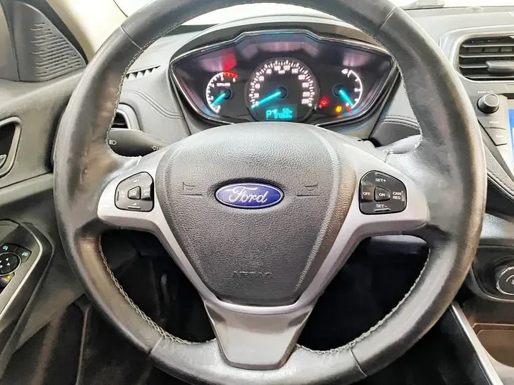 2017 Ford Escort 1.5L 113HP L4 6AT,autocango,china used car exporter,china ev exporter,chinese used car exporter,chinese used ev exporter