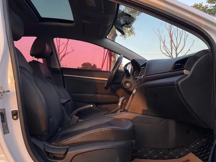 2019 Hyundai Elantra 1.5L 115HP L4 CVT,autocango,china used car exporter,china ev exporter,chinese used car exporter,chinese used ev exporter