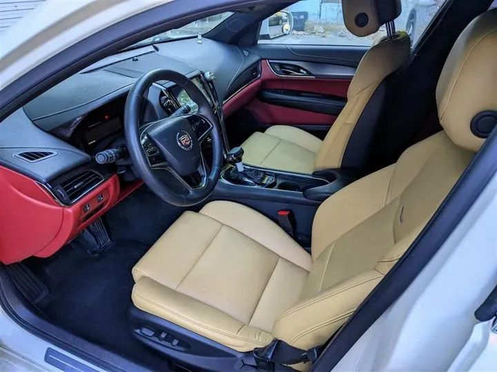 2014 Cadillac ATS 2.0T 276HP L4 6AT,autocango,china used car exporter,china ev exporter,chinese used car exporter,chinese used ev exporter