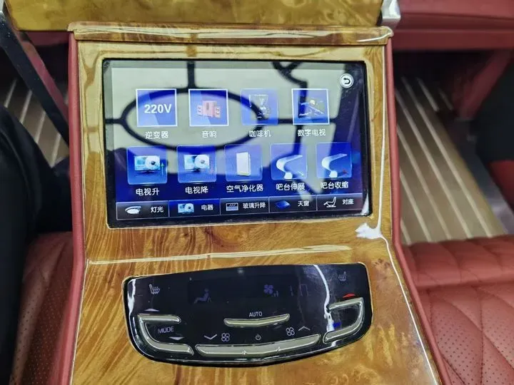 2018 GMC YUKON 5.3L 355HP V8 6AT,autocango,china used car exporter,china ev exporter,chinese used car exporter,chinese used ev exporter