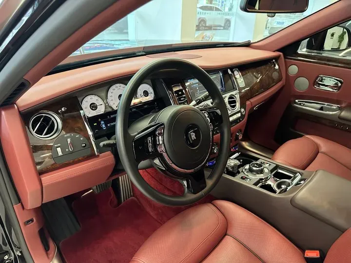2018 Rolls-Royce Ghost 6.6T 571HP V12 8AT,autocango,china used car exporter,china ev exporter,chinese used car exporter,chinese used ev exporter