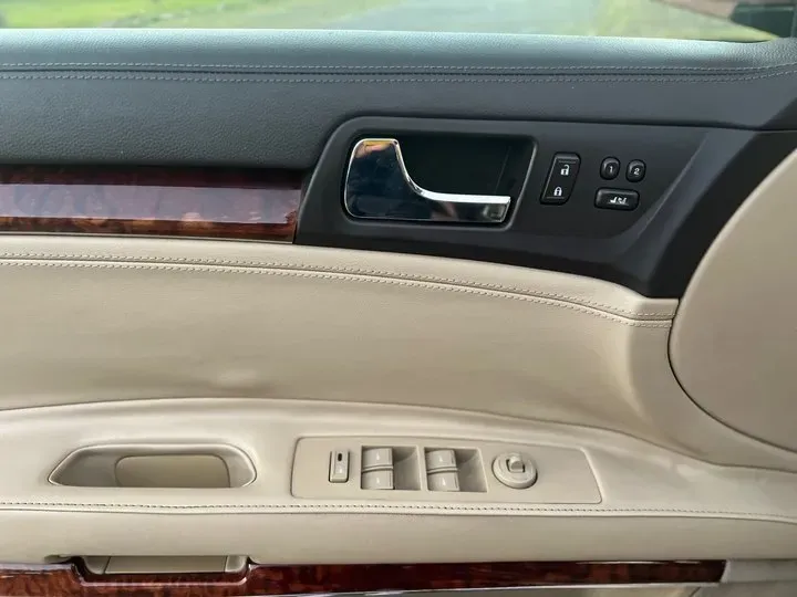 2012 Cadillac SLS 2.0T 262HP L4 6AT,autocango,china used car exporter,china ev exporter,chinese used car exporter,chinese used ev exporter