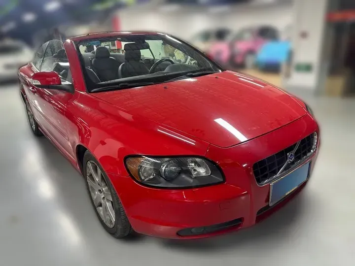 2008 Volvo C70 2.5T 230HP L5 5AT,autocango,china used car exporter,china ev exporter,chinese used car exporter,chinese used ev exporter