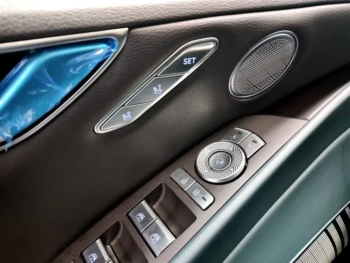 2021 Genesis G80 2.5T 304HP L4 8AT,autocango,china used car exporter,china ev exporter,chinese used car exporter,chinese used ev exporter