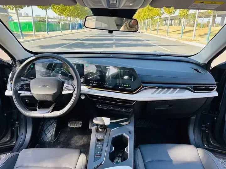 2023 ChangAn Oshan X5 Plus 1.5T 188HP L4 7DCT,autocango,china used car exporter,china ev exporter,chinese used car exporter,chinese used ev exporter