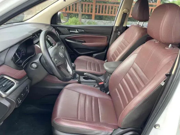 2017 ChangAn Linmax 1.6L 125HP L4 5MT,autocango,china used car exporter,china ev exporter,chinese used car exporter,chinese used ev exporter