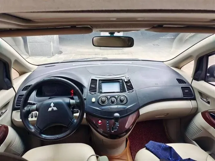 2007 Mitsubishi Grandis 2.4L 165HP L4 4AT,autocango,china used car exporter,china ev exporter,chinese used car exporter,chinese used ev exporter