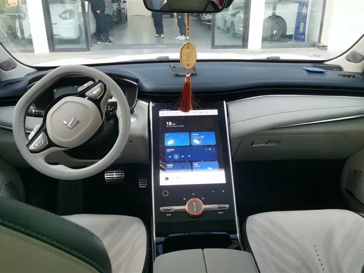 2021 Rising Auto MARVEL R 2AT BEV 69.9KWH,autocango,china used car exporter,china ev exporter,chinese used car exporter,chinese used ev exporter