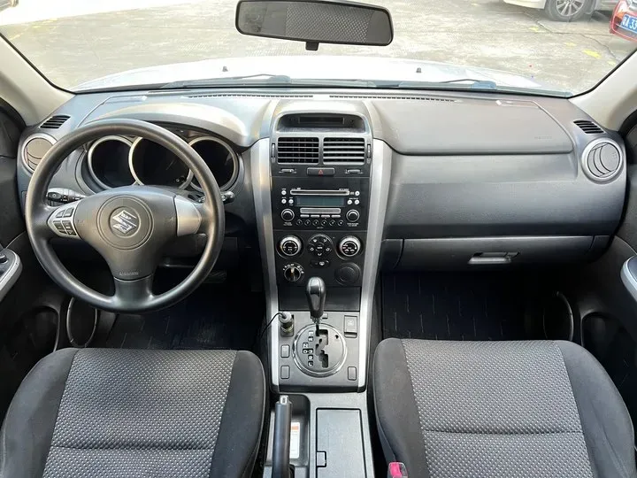 2007 Suzuki Grand Vitara 2.0L 140HP L4 4AT,autocango,china used car exporter,china ev exporter,chinese used car exporter,chinese used ev exporter