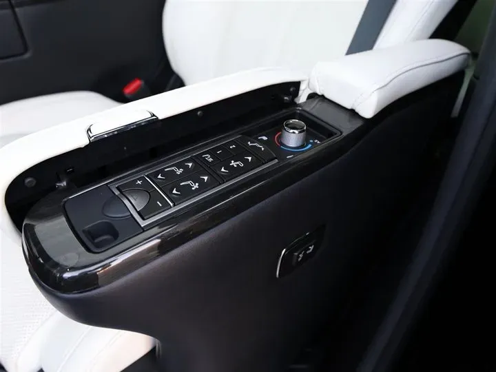 2020 Lexus LM 2.5L 117HP L4 E-CVT Hybrid,autocango,china used car exporter,china ev exporter,chinese used car exporter,chinese used ev exporter