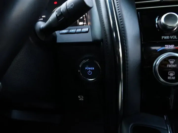 2020 Lexus LM 2.5L 117HP L4 E-CVT Hybrid,autocango,china used car exporter,china ev exporter,chinese used car exporter,chinese used ev exporter