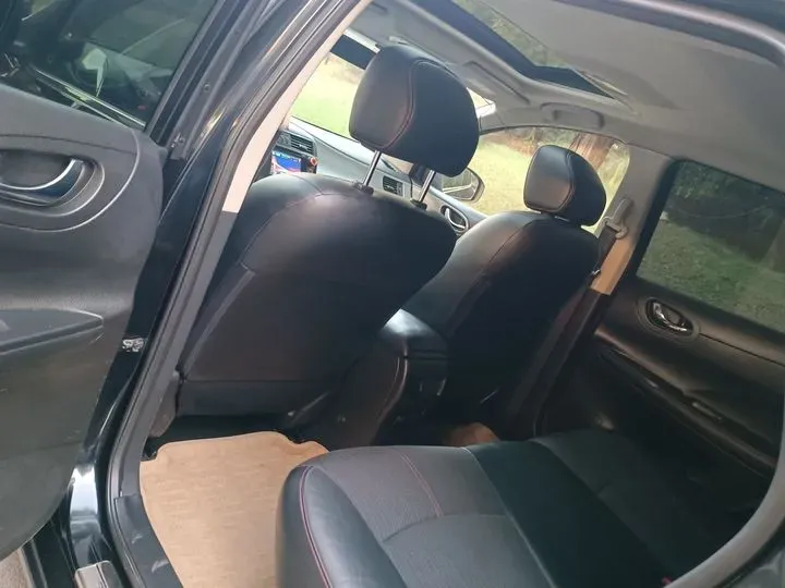 2011 Nissan Tiida 1.6T 190HP L4 6MT,autocango,china used car exporter,china ev exporter,chinese used car exporter,chinese used ev exporter