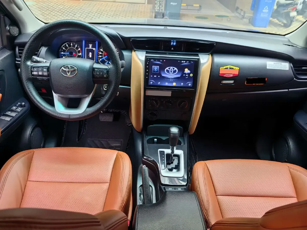 2016 Toyota Fortuner 2.7L 163HP L4 6AT,autocango,china used car exporter,china ev exporter,chinese used car exporter,chinese used ev exporter