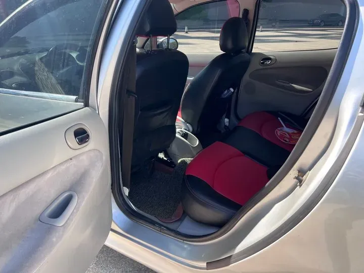 2007 Peugeot 206 1.6L 106HP L4 4AT,autocango,china used car exporter,china ev exporter,chinese used car exporter,chinese used ev exporter