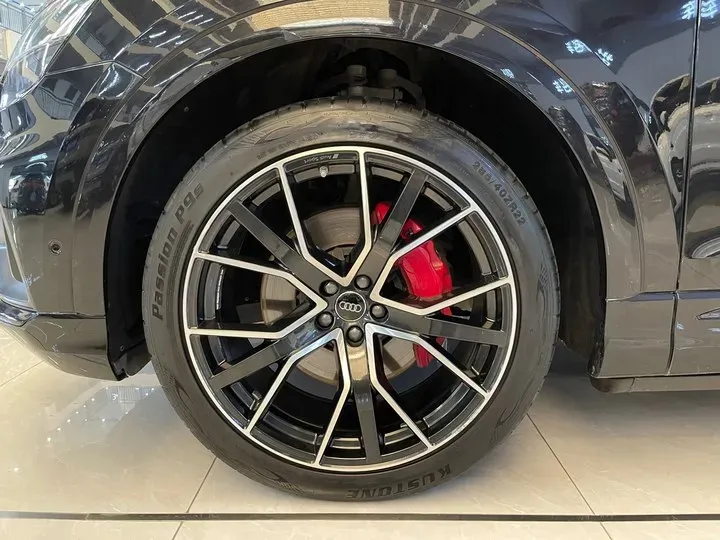 2021 Audi Q8 3.0T 340HP V6 8AT,autocango,china used car exporter,china ev exporter,chinese used car exporter,chinese used ev exporter