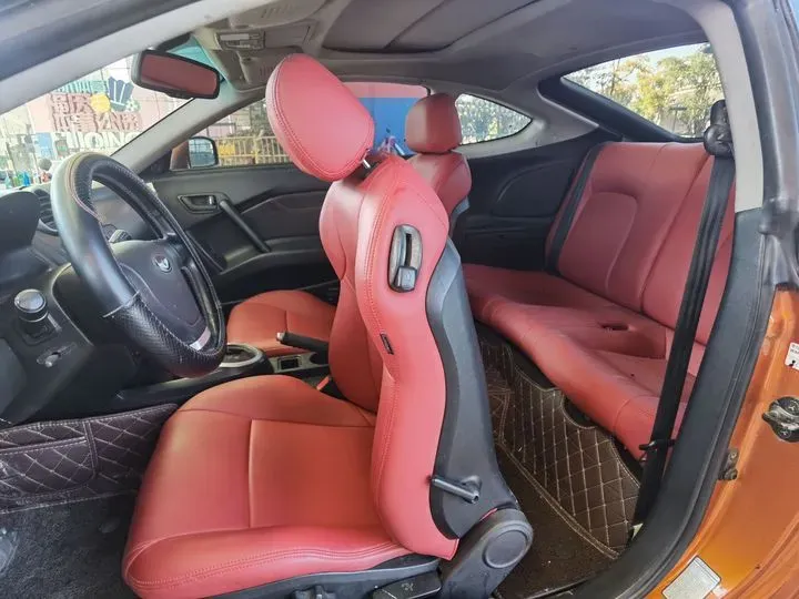 2004 Hyundai Coupe 2.0L 139HP L4 4AT,autocango,china used car exporter,china ev exporter,chinese used car exporter,chinese used ev exporter