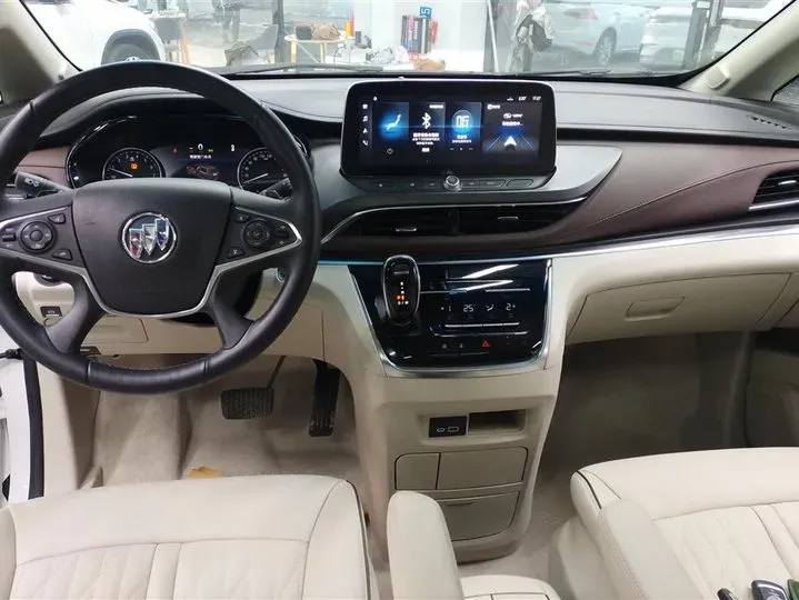 2022 Buick GL8 2.0T 237HP L4 9AT,autocango,china used car exporter,china ev exporter,chinese used car exporter,chinese used ev exporter
