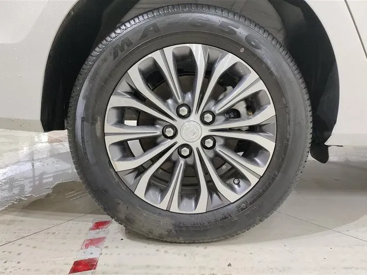 2022 Buick GL8 2.0T 237HP L4 9AT,autocango,china used car exporter,china ev exporter,chinese used car exporter,chinese used ev exporter