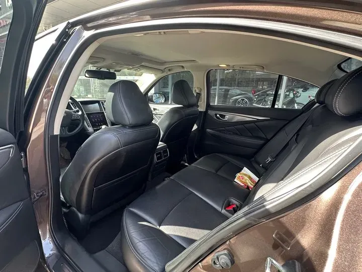 2014 Infiniti Q50 3.7L 351HP V6 7AT,autocango,china used car exporter,china ev exporter,chinese used car exporter,chinese used ev exporter