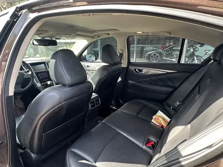 2014 Infiniti Q50 3.7L 351HP V6 7AT,autocango,china used car exporter,china ev exporter,chinese used car exporter,chinese used ev exporter