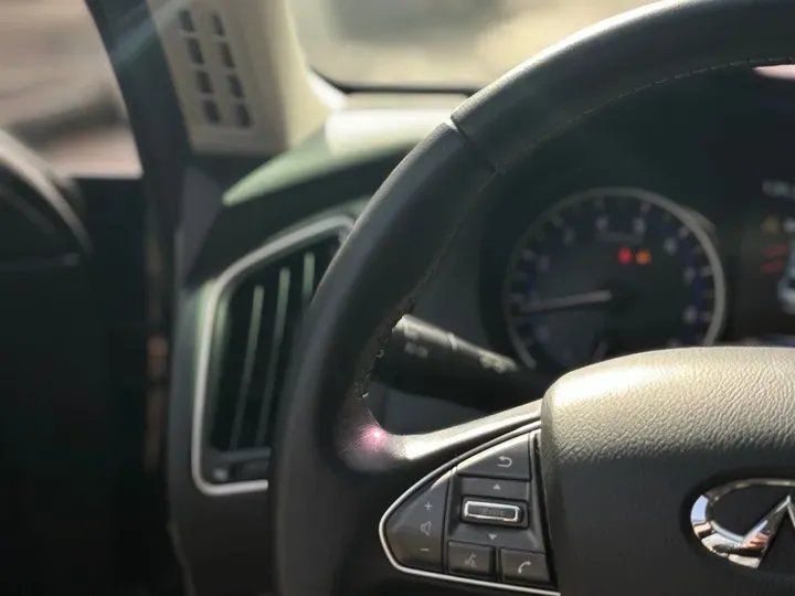 2014 Infiniti Q50 3.7L 351HP V6 7AT,autocango,china used car exporter,china ev exporter,chinese used car exporter,chinese used ev exporter