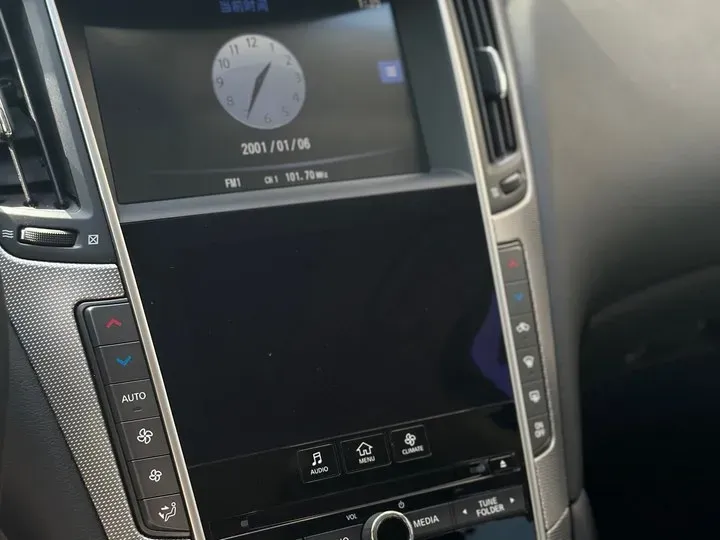 2014 Infiniti Q50 3.7L 351HP V6 7AT,autocango,china used car exporter,china ev exporter,chinese used car exporter,chinese used ev exporter