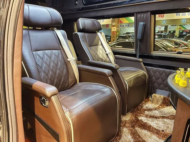 2011 Ford E350 5.4L 258HP V8 5AT,autocango,china used car exporter,china ev exporter,chinese used car exporter,chinese used ev exporter