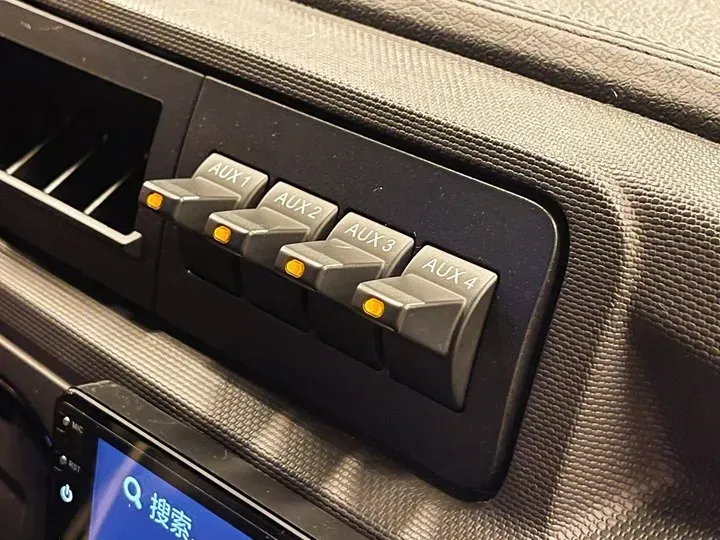 2011 Ford E350 5.4L 258HP V8 5AT,autocango,china used car exporter,china ev exporter,chinese used car exporter,chinese used ev exporter