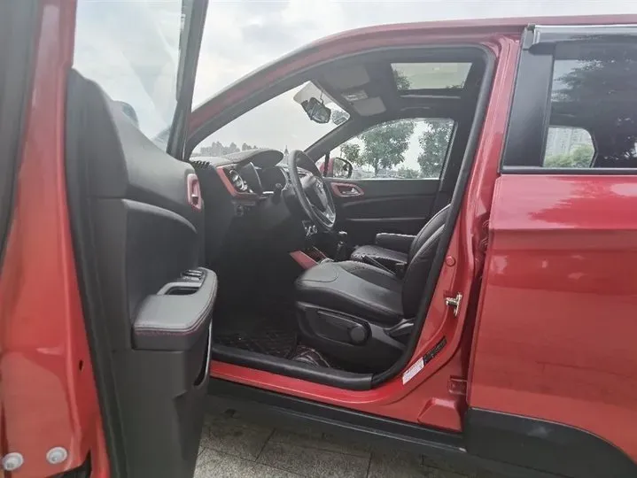 2015 Brilliance Auto V3 1.5L 112HP L4 5MT,autocango,china used car exporter,china ev exporter,chinese used car exporter,chinese used ev exporter