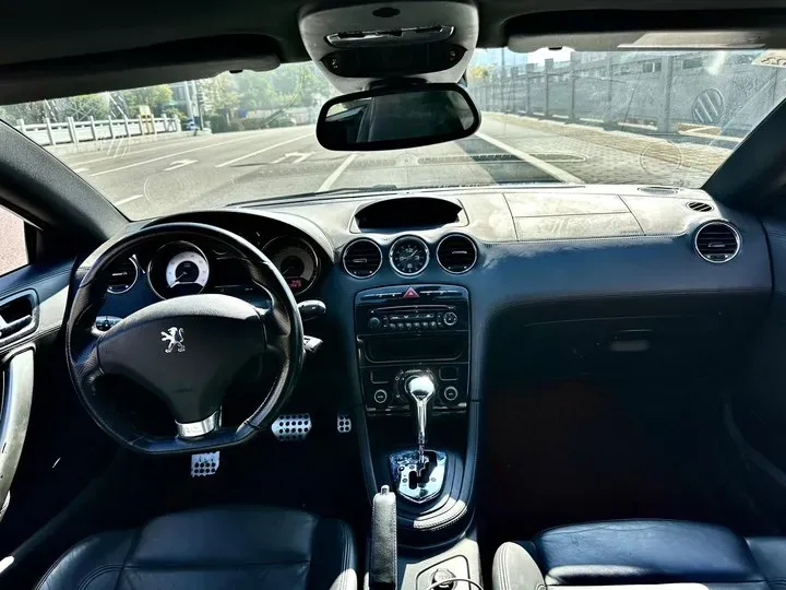 2011 Peugeot RCZ 1.6T 156HP L4 6AT,autocango,china used car exporter,china ev exporter,chinese used car exporter,chinese used ev exporter