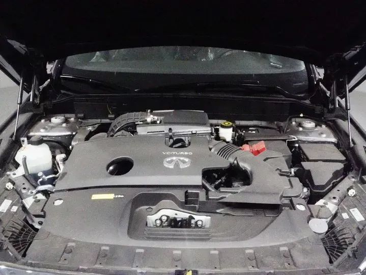 2022 Infiniti QX55 2.0T 261HP L4 CVT,autocango,china used car exporter,china ev exporter,chinese used car exporter,chinese used ev exporter