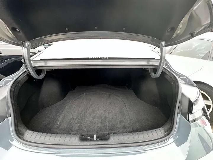 2021 Hyundai Elantra 1.5L 115HP L4 CVT,autocango,china used car exporter,china ev exporter,chinese used car exporter,chinese used ev exporter