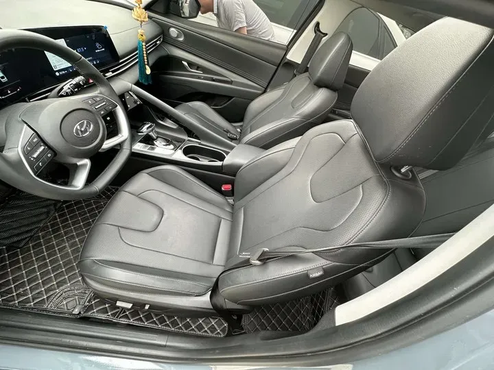 2021 Hyundai Elantra 1.5L 115HP L4 CVT,autocango,china used car exporter,china ev exporter,chinese used car exporter,chinese used ev exporter