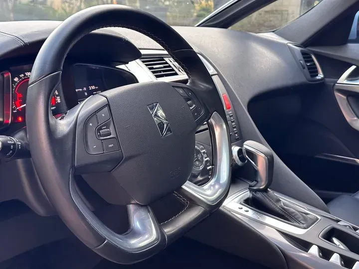 2012 DS 5 1.6T 163HP L4 6AT,autocango,china used car exporter,china ev exporter,chinese used car exporter,chinese used ev exporter