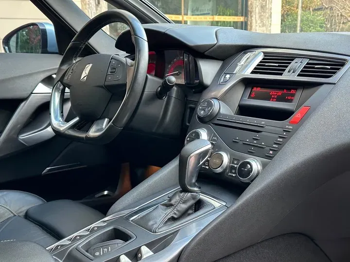 2012 DS 5 1.6T 163HP L4 6AT,autocango,china used car exporter,china ev exporter,chinese used car exporter,chinese used ev exporter