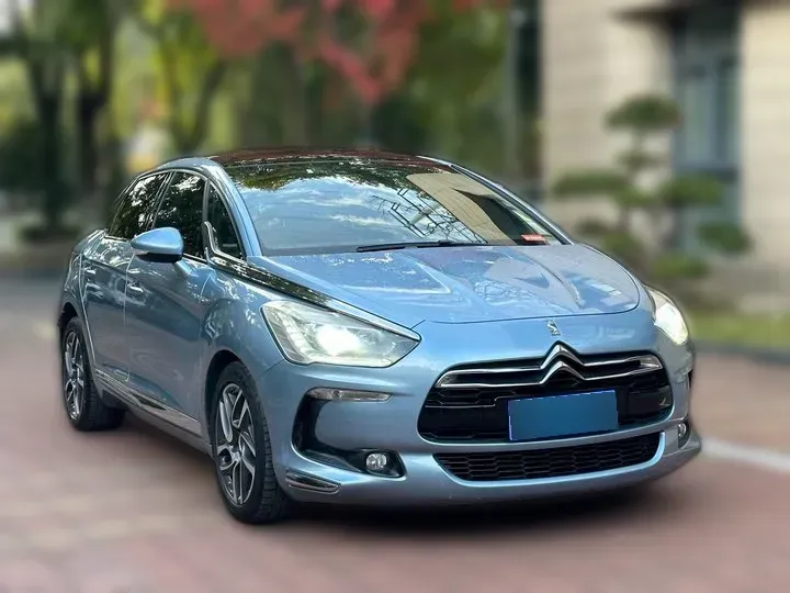 2012 DS 5 1.6T 163HP L4 6AT,autocango,china used car exporter,china ev exporter,chinese used car exporter,chinese used ev exporter