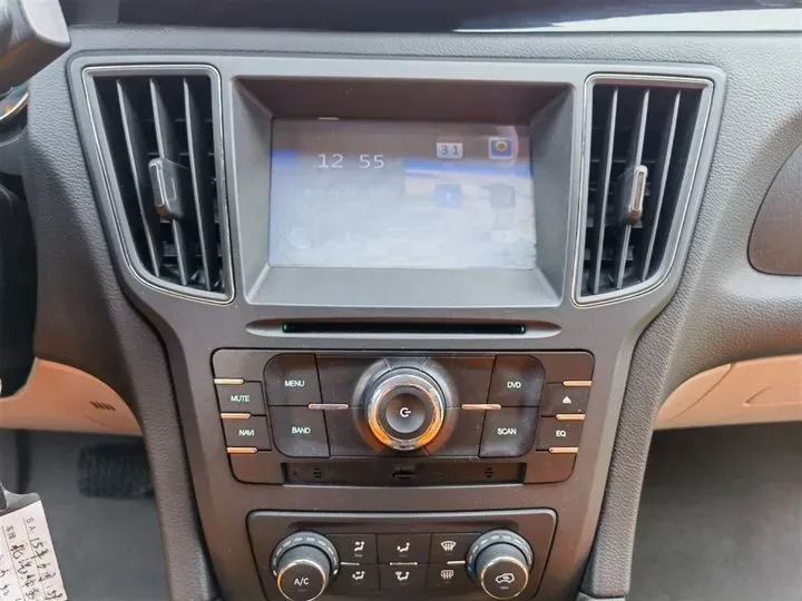 2015 BeiJing Auto Senova D50 1.5L 113HP L4 CVT,autocango,china used car exporter,china ev exporter,chinese used car exporter,chinese used ev exporter