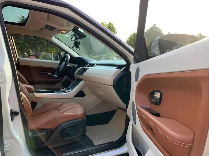 2013 Land Rover Range Rover Evoque 2.0T 241HP L4 6AT,autocango,china used car exporter,china ev exporter,chinese used car exporter,chinese used ev exporter