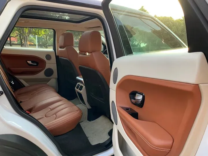 2013 Land Rover Range Rover Evoque 2.0T 241HP L4 6AT,autocango,china used car exporter,china ev exporter,chinese used car exporter,chinese used ev exporter