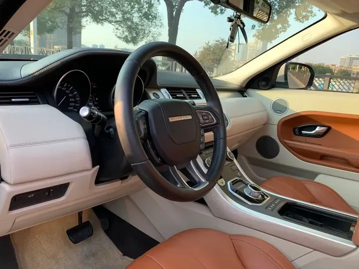 2013 Land Rover Range Rover Evoque 2.0T 241HP L4 6AT,autocango,china used car exporter,china ev exporter,chinese used car exporter,chinese used ev exporter