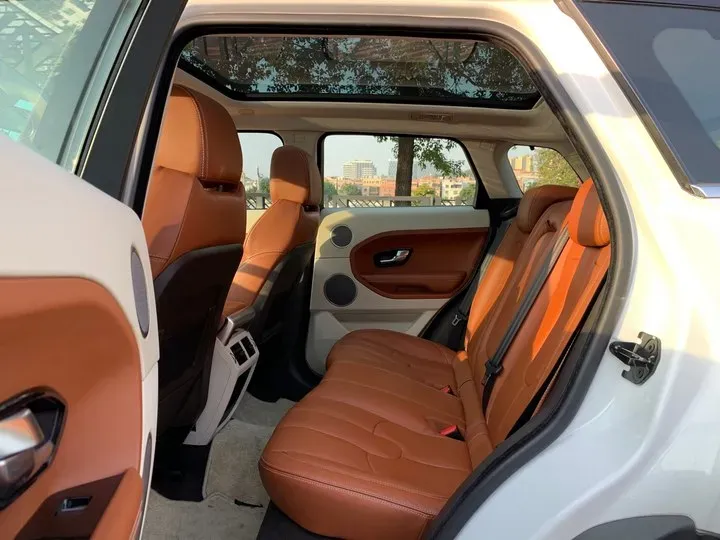 2013 Land Rover Range Rover Evoque 2.0T 241HP L4 6AT,autocango,china used car exporter,china ev exporter,chinese used car exporter,chinese used ev exporter