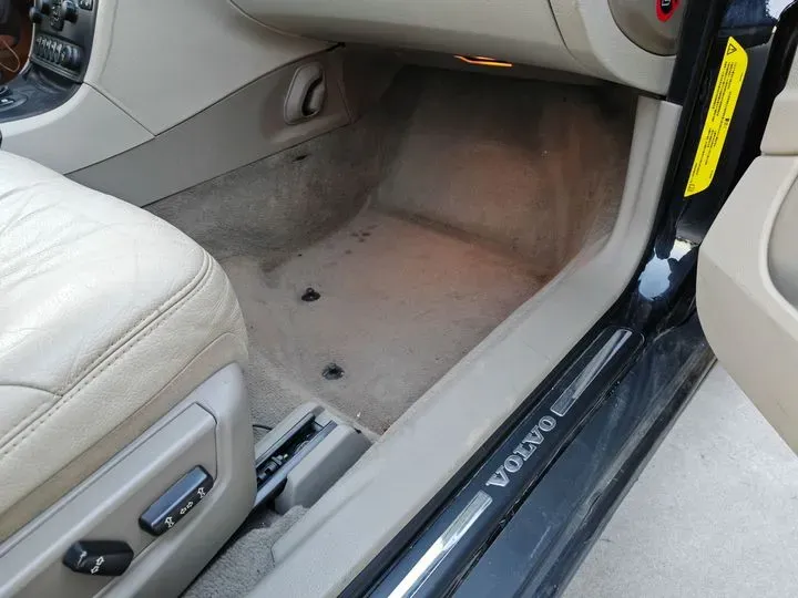 2006 Volvo S80 2.5T 200HP L5 6AT,autocango,china used car exporter,china ev exporter,chinese used car exporter,chinese used ev exporter