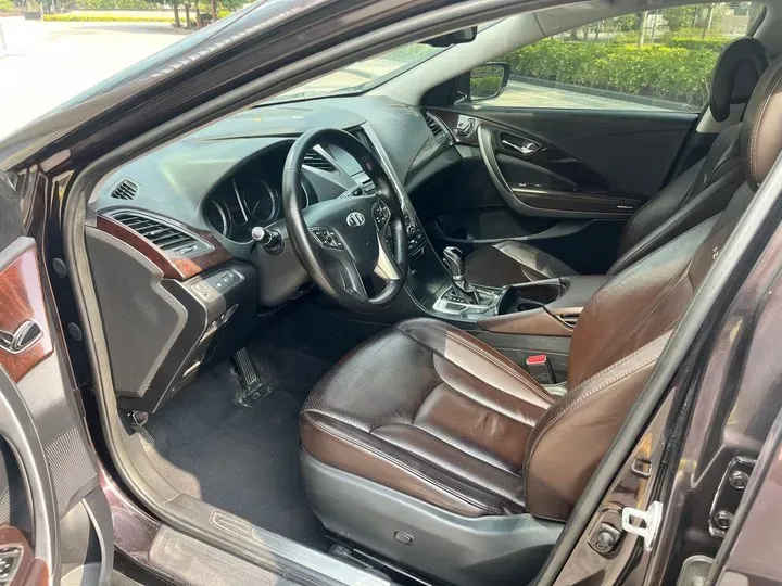 2011 Hyundai Azera 2.4L 180HP L4 6AT,autocango,china used car exporter,china ev exporter,chinese used car exporter,chinese used ev exporter