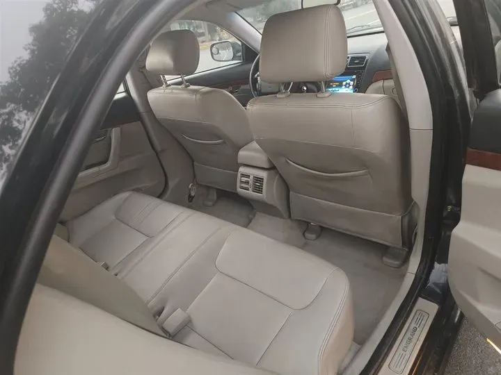 2013 Geely EC8 2.0L 141HP L4 5MT,autocango,china used car exporter,china ev exporter,chinese used car exporter,chinese used ev exporter