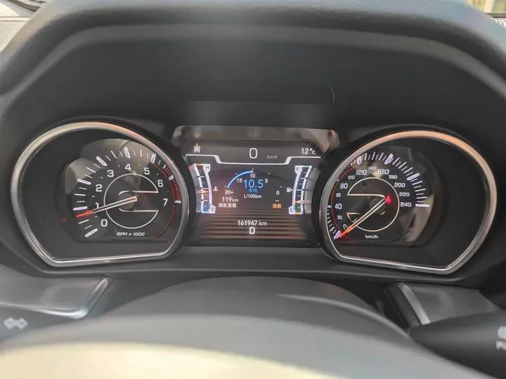 2018 Jeep Commander 2.0T 265HP L4 9AT,autocango,china used car exporter,china ev exporter,chinese used car exporter,chinese used ev exporter