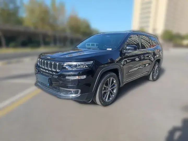 2018 Jeep Commander 2.0T 265HP L4 9AT